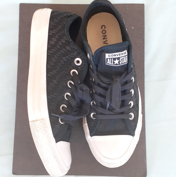 Black Converse - Picture 4 of 6